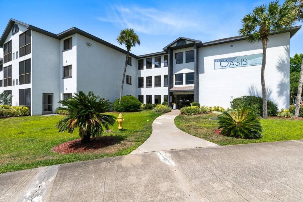 Oasis 203 - Symmetry & Serenity Titusville Bagian luar foto
